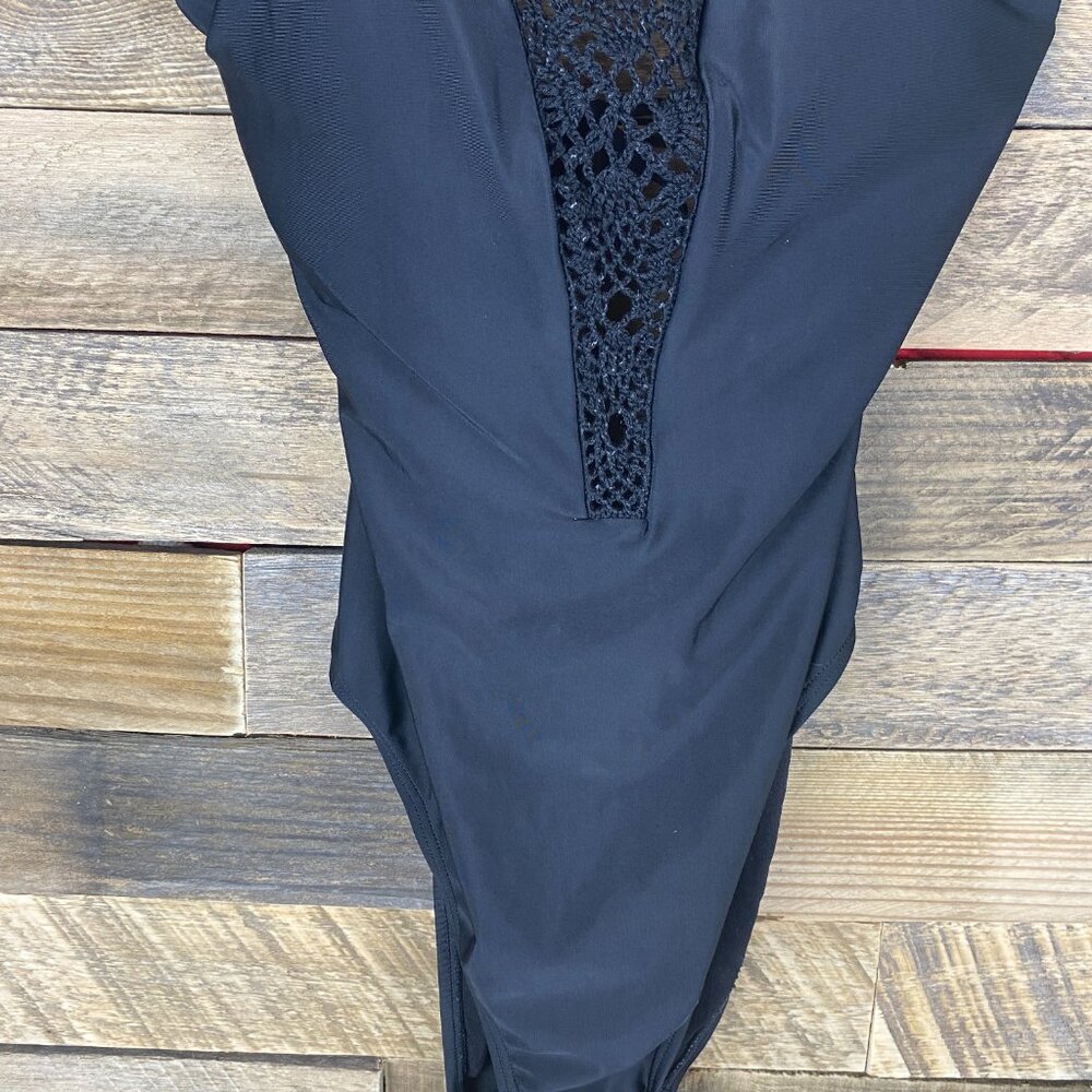 Xhilaration Women's Size XL Black One Piece Swimsuit With Crochet Chest Area - Picture 4 of 6